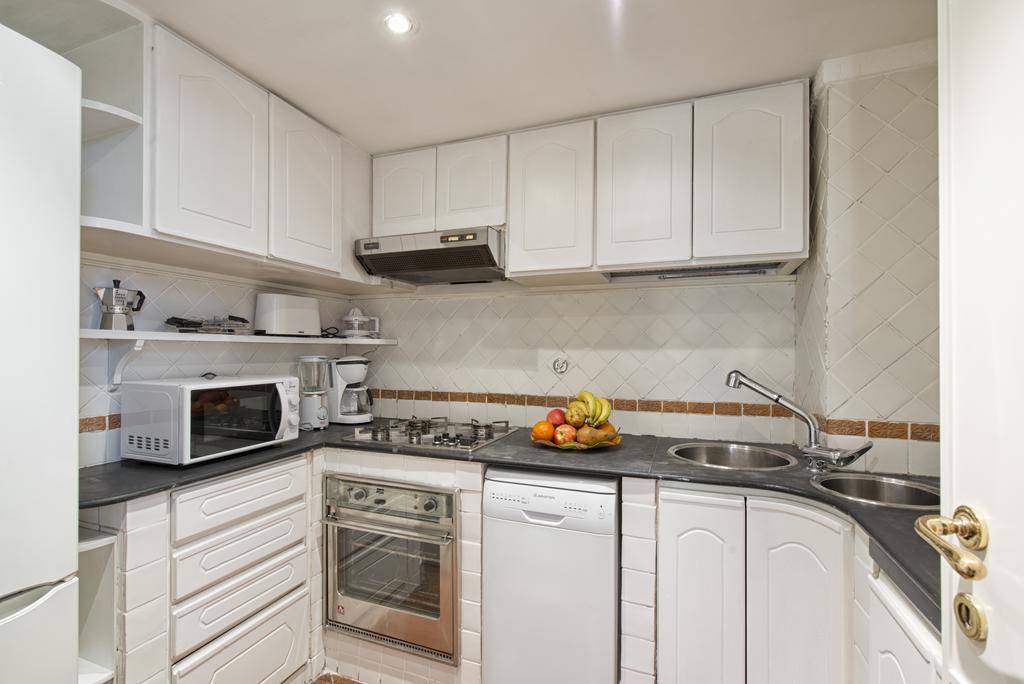 Pantheon Luxury Apartment Rzym Pokój zdjęcie